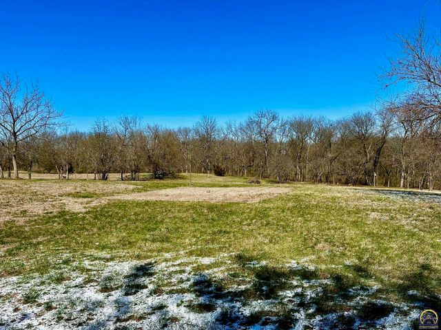14296 123rd LN, Hoyt, KS 66440