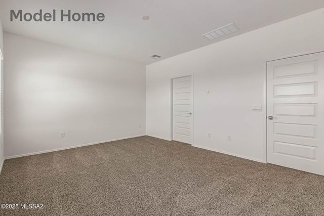 455 W Lexington Street, Vail, AZ 85641