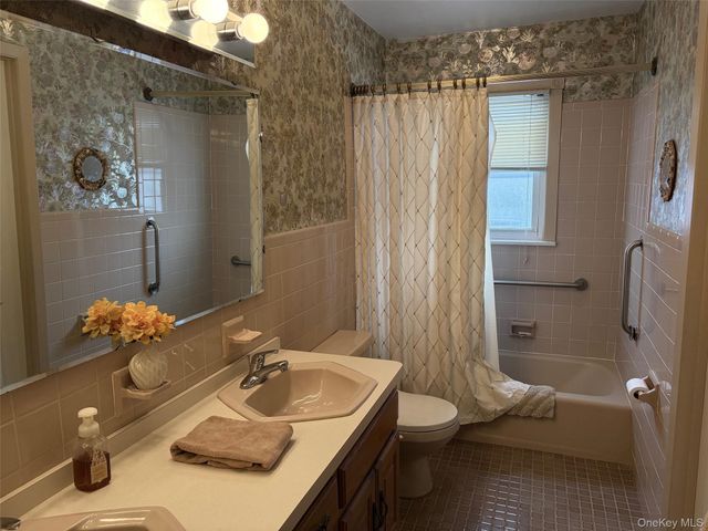 42 Sparkill Avenue, Tappan, NY 10983