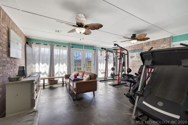 506 Rockwood Drive, Kiefer, OK 74041