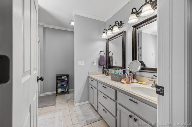 506 Rockwood Drive, Kiefer, OK 74041