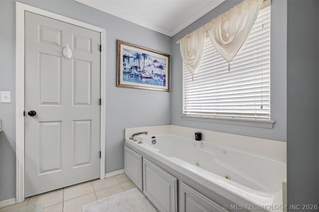 506 Rockwood Drive, Kiefer, OK 74041