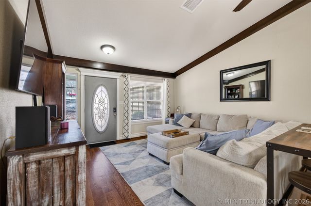 506 Rockwood Drive, Kiefer, OK 74041