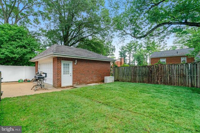 5720 5TH ST S, Arlington, VA 22204