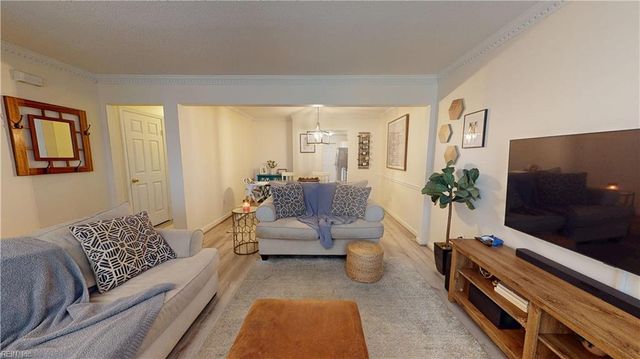777 Westminster LN, Virginia Beach, VA 23454