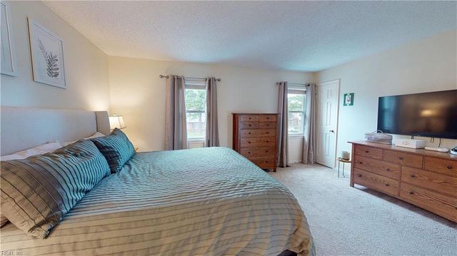 777 Westminster LN, Virginia Beach, VA 23454