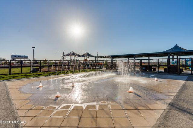 10233 E Encinas Trail, Tucson, AZ 85747