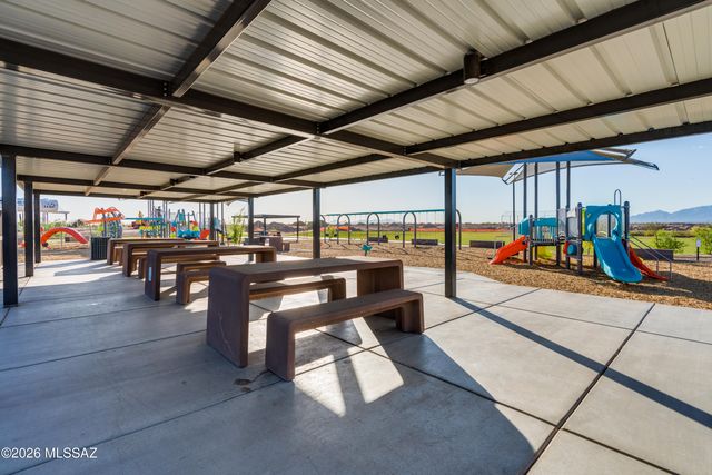 10233 E Encinas Trail, Tucson, AZ 85747