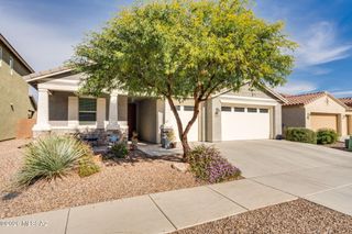10233 E Encinas Trail, Tucson, AZ 85747