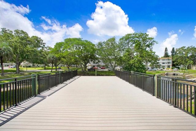 2285 ISRAELI DRIVE 57, Clearwater, FL 33763