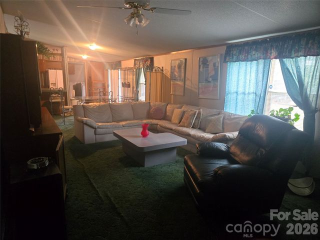 4632 Belvedere Drive, Claremont, NC 28610