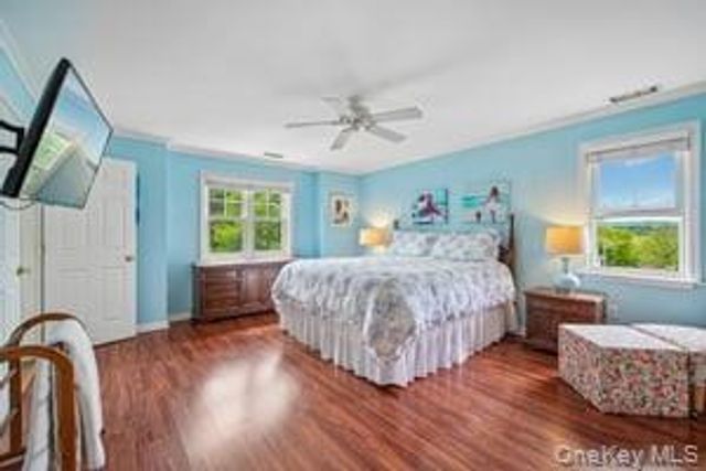 8 Caruso Court, Thiells, NY 10984