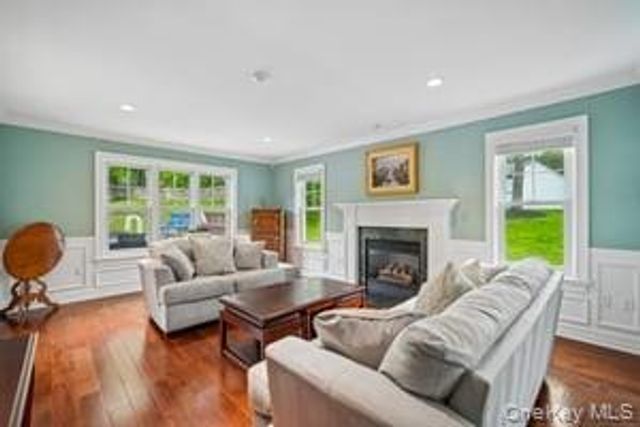 8 Caruso Court, Thiells, NY 10984