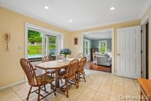 8 Caruso Court, Thiells, NY 10984