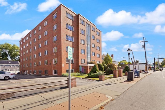 215 Massachusetts Ave 26, Arlington, MA 02474