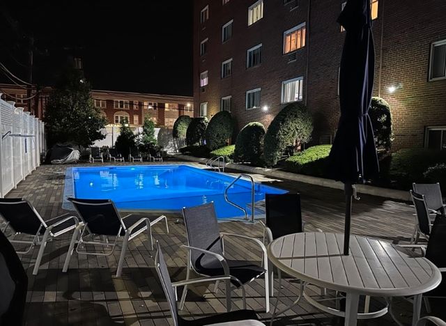 215 Massachusetts Ave 26, Arlington, MA 02474