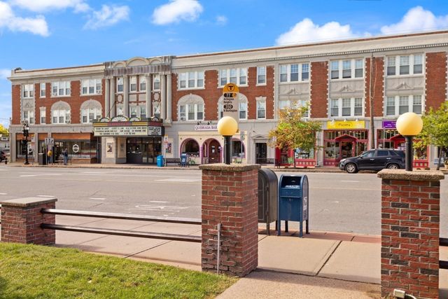 215 Massachusetts Ave 26, Arlington, MA 02474