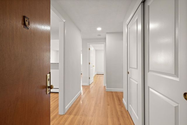 215 Massachusetts Ave 26, Arlington, MA 02474