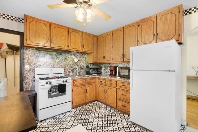 8314 Stevens Avenue S, Bloomington, MN 55420
