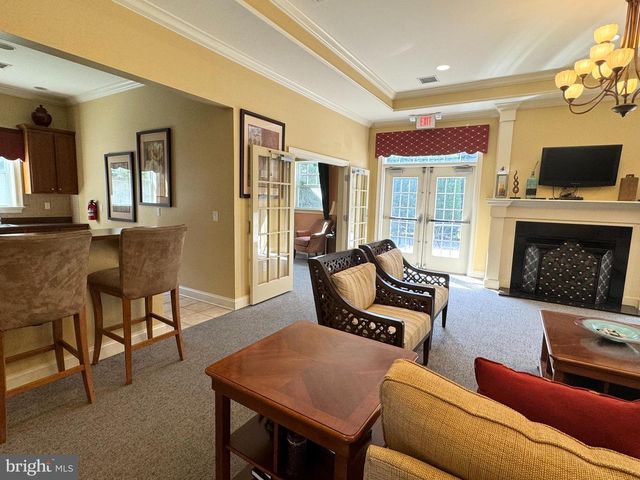 511 TIMBERLAKE DR, Ewing, NJ 08618