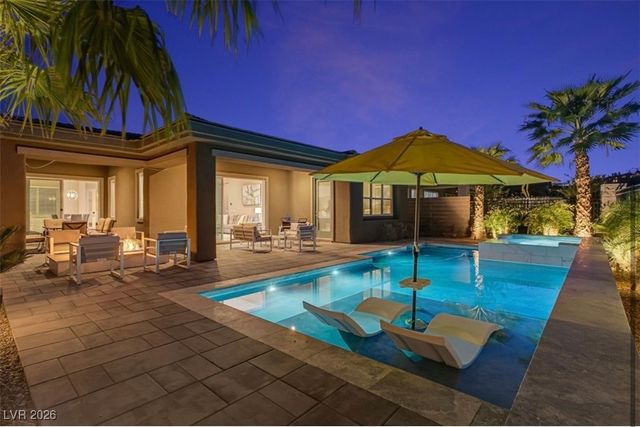 8 Reflection Cove Drive, Henderson, NV 89011