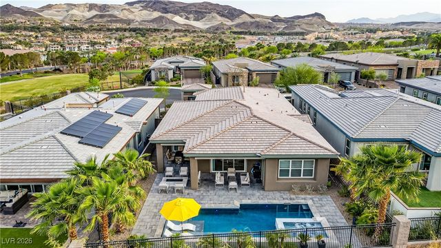 8 Reflection Cove Drive, Henderson, NV 89011