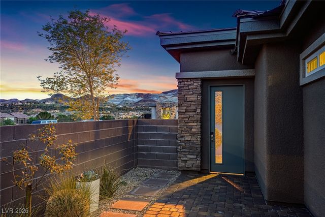 8 Reflection Cove Drive, Henderson, NV 89011