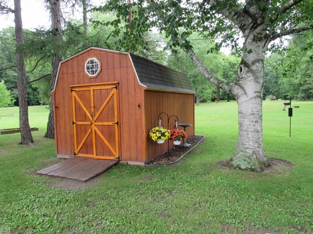 590 Meisner Road, East China, MI 48054