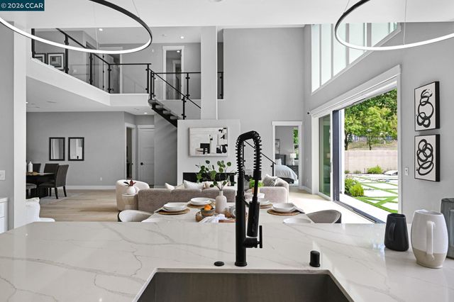 226 Akabane Ln, Danville, CA 94506