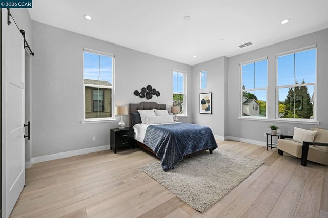 226 Akabane Ln, Danville, CA 94506