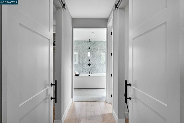 226 Akabane Ln, Danville, CA 94506