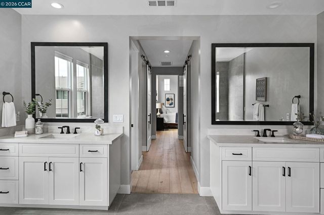 226 Akabane Ln, Danville, CA 94506