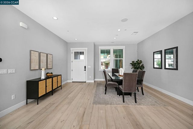 226 Akabane Ln, Danville, CA 94506