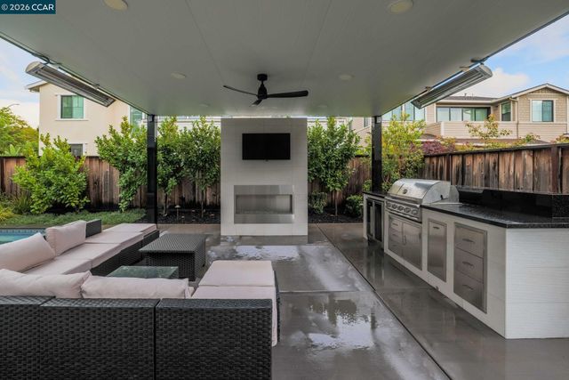 226 Akabane Ln, Danville, CA 94506