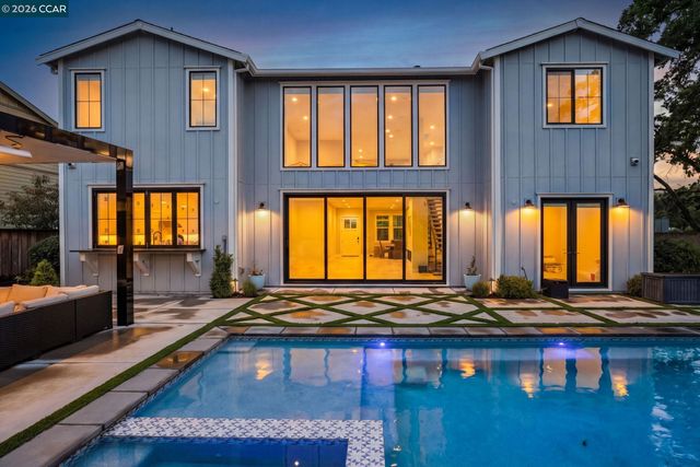 226 Akabane Ln, Danville, CA 94506