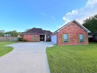 37297 Overland Trail, Prairieville, LA 70769