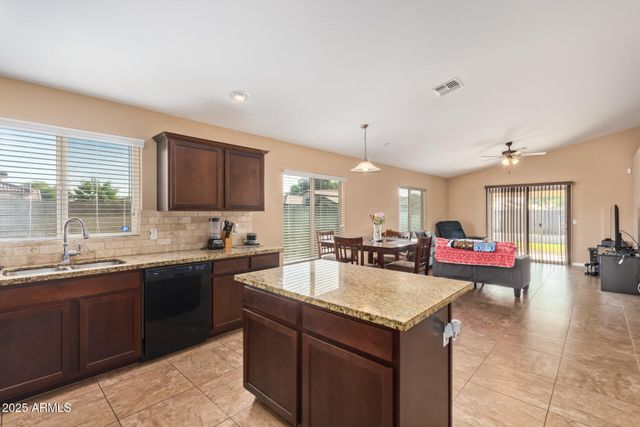 2929 W LA SALLE Street, Phoenix, AZ 85041