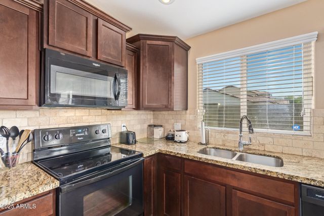 2929 W LA SALLE Street, Phoenix, AZ 85041