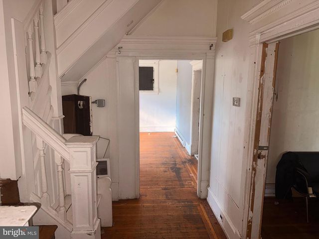 1221 WAGNER AVE, Philadelphia, PA 19141