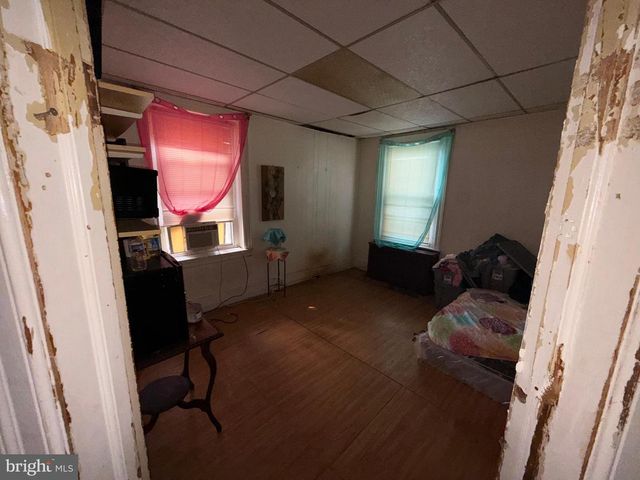 1221 WAGNER AVE, Philadelphia, PA 19141