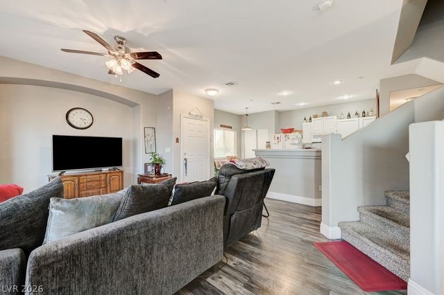 6418 Burns Allen Avenue 102, Las Vegas, NV 89122