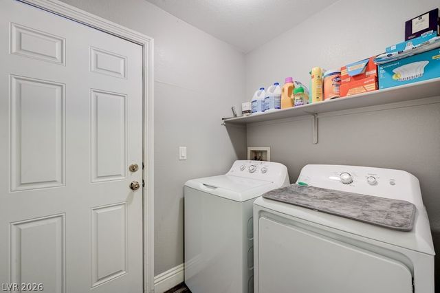 6418 Burns Allen Avenue 102, Las Vegas, NV 89122