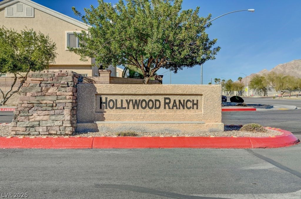 6418 Burns Allen Avenue 102, Las Vegas, NV 89122