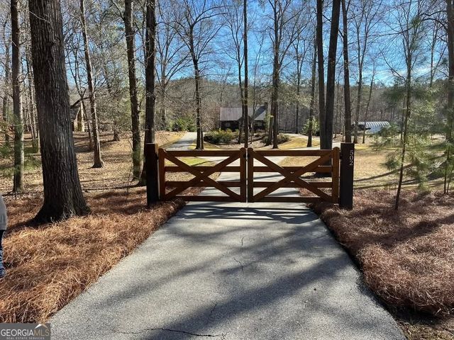 502 Old Dames Ferry Road, Juliette, GA 31046