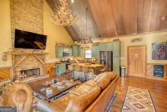 502 Old Dames Ferry Road, Juliette, GA 31046