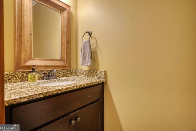 502 Old Dames Ferry Road, Juliette, GA 31046