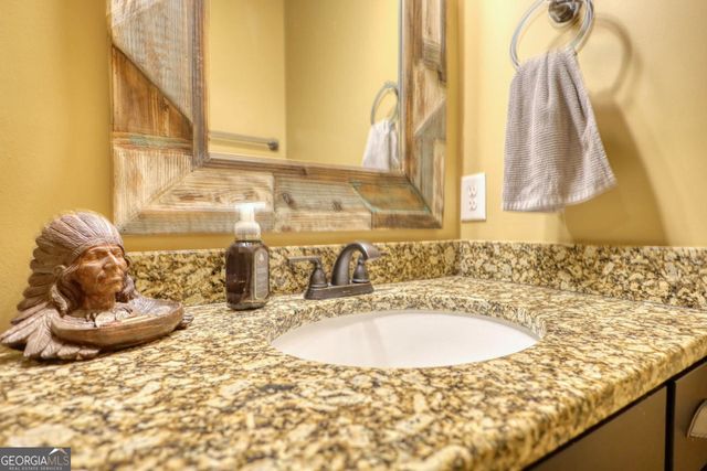 502 Old Dames Ferry Road, Juliette, GA 31046