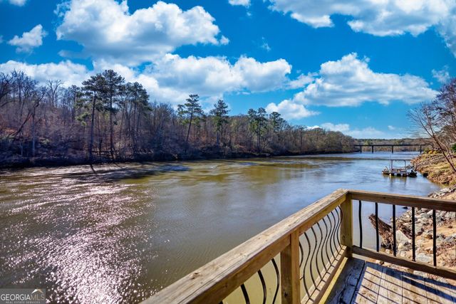 502 Old Dames Ferry Road, Juliette, GA 31046