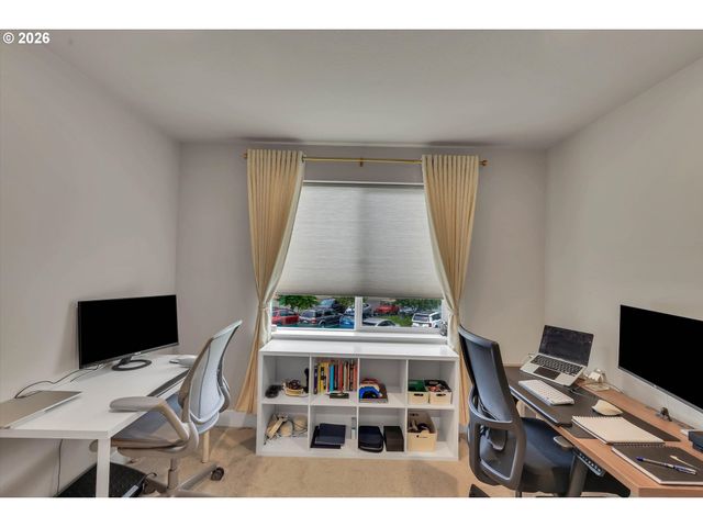 6597 Se PROVENCE St, Hillsboro, OR 97123