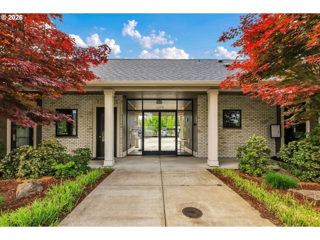 6597 Se PROVENCE St, Hillsboro, OR 97123